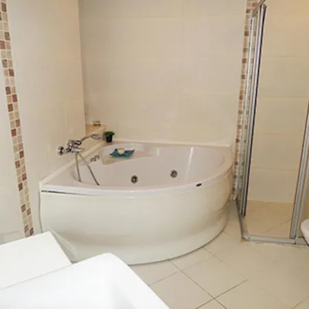 Apartmán Spacious 2 Bed 2 Bath In One Of Sides Popular Communities