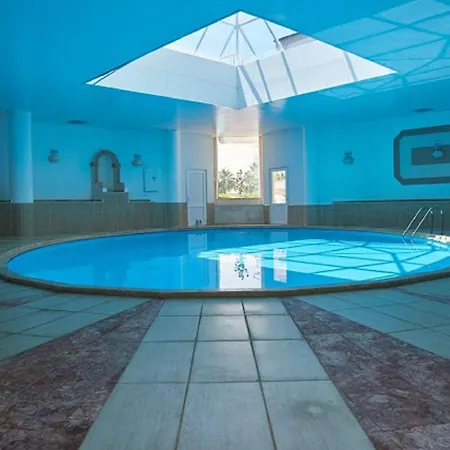 Spacious 2 Bed 2 Bath In One Of Sides Popular Communities *